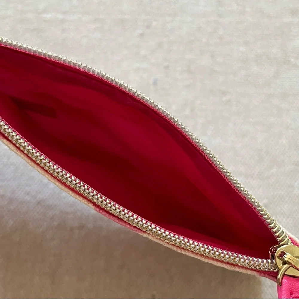 2/$20 Estee Lauder Women’s Lip Print Zip Top Pouch